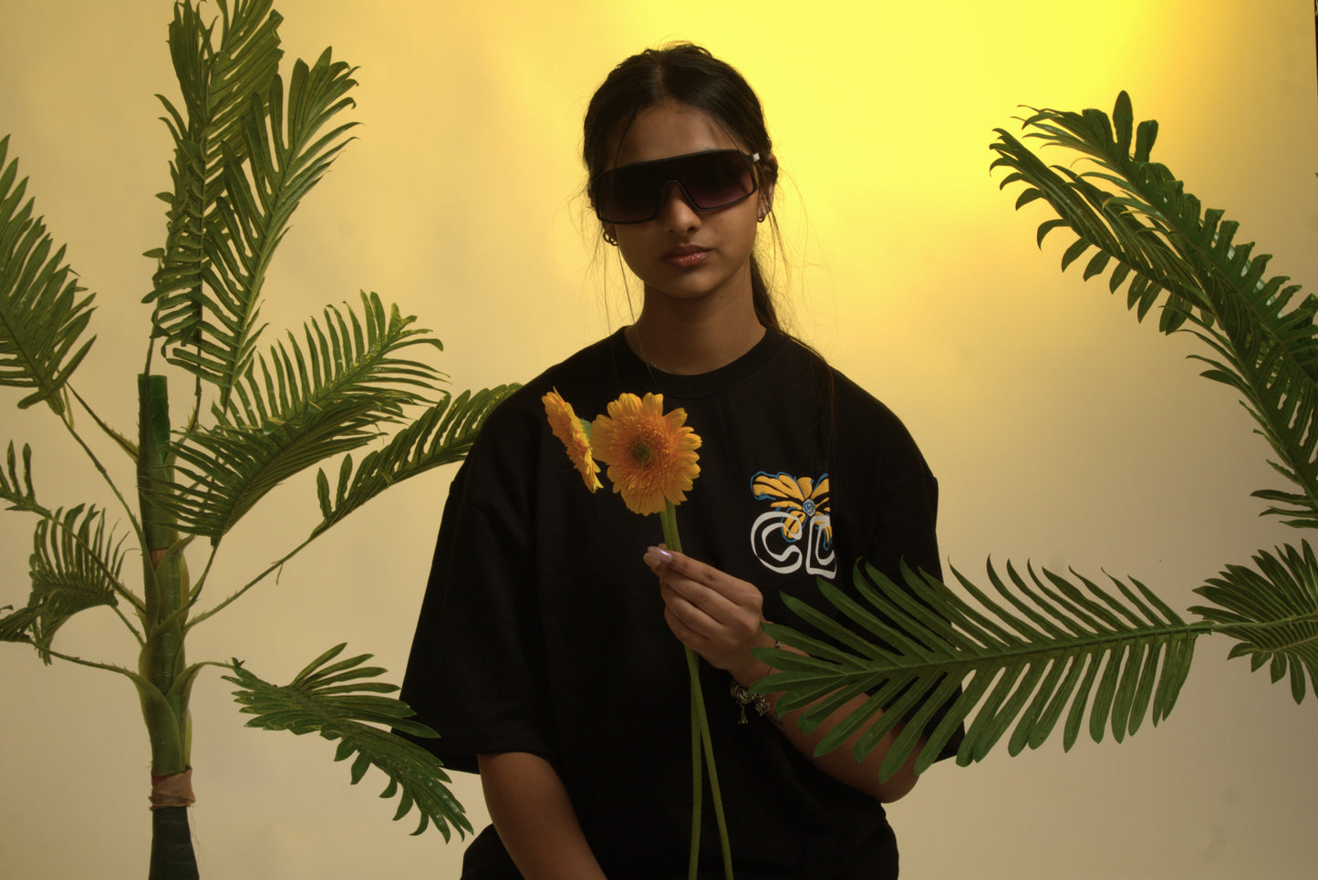 SUNFLOWER TEE
